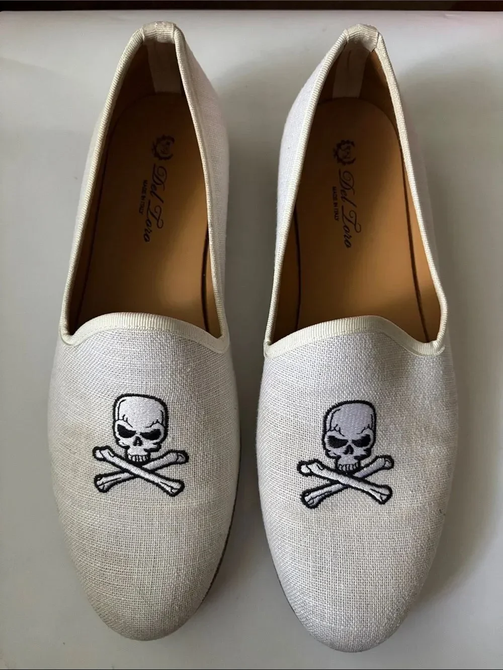 Del Toro cream slip
